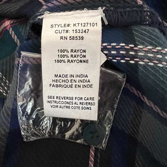 Kut from the Kloth Women's Plaid Long Sleeve Plaid Button Up Size Medium - Picture 7 of 7